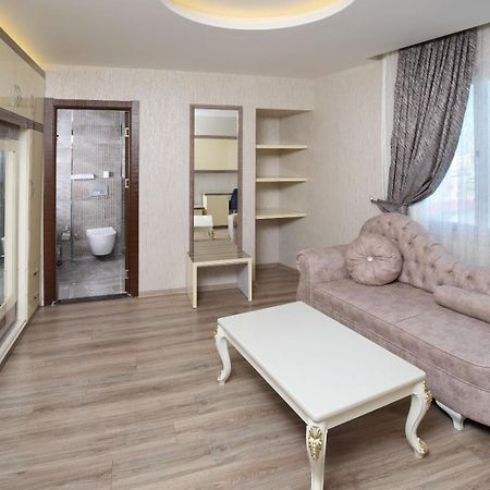 Adana Taskoeprue Hotel Exterior photo