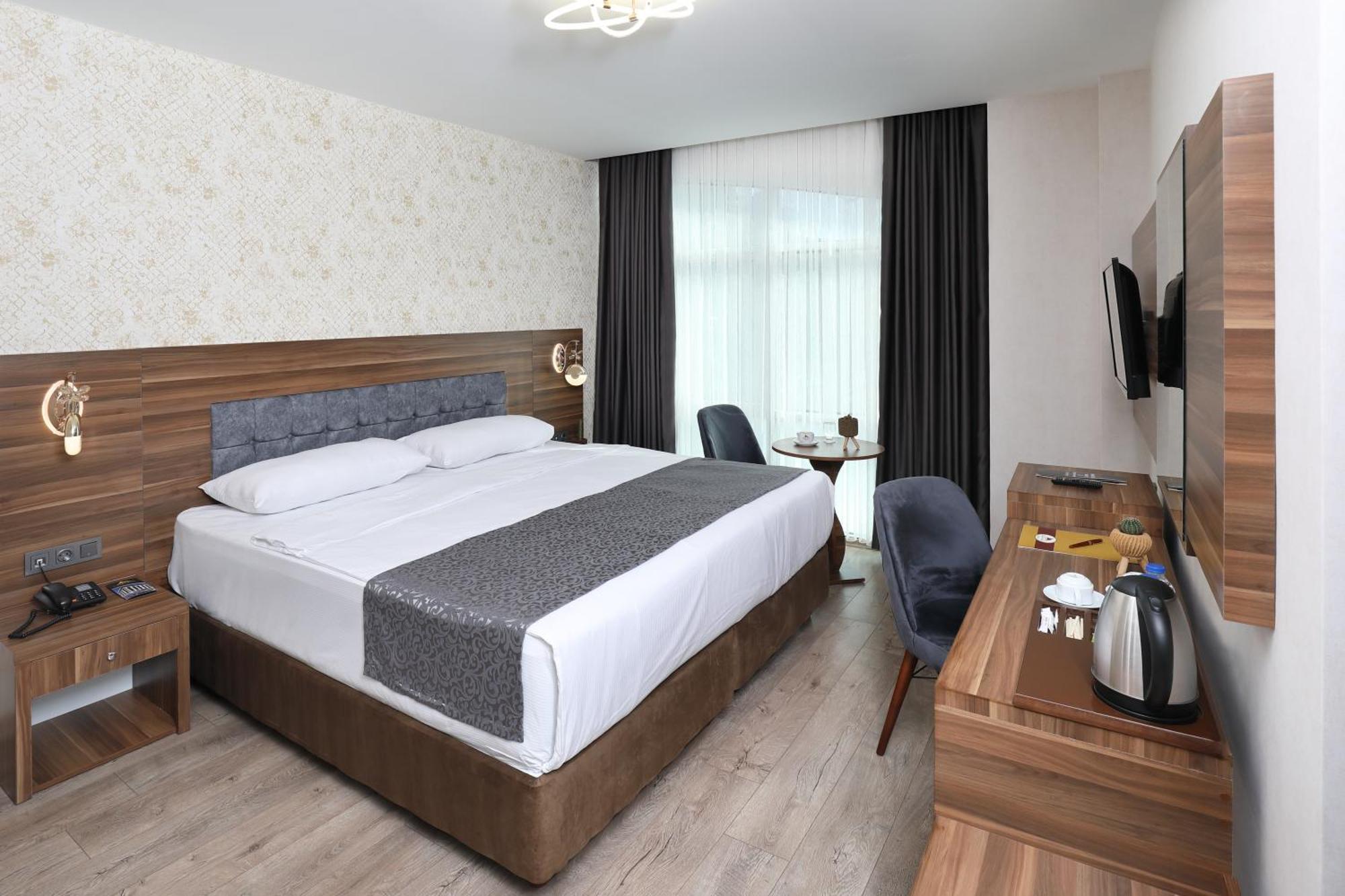 Adana Taskoeprue Hotel Exterior photo