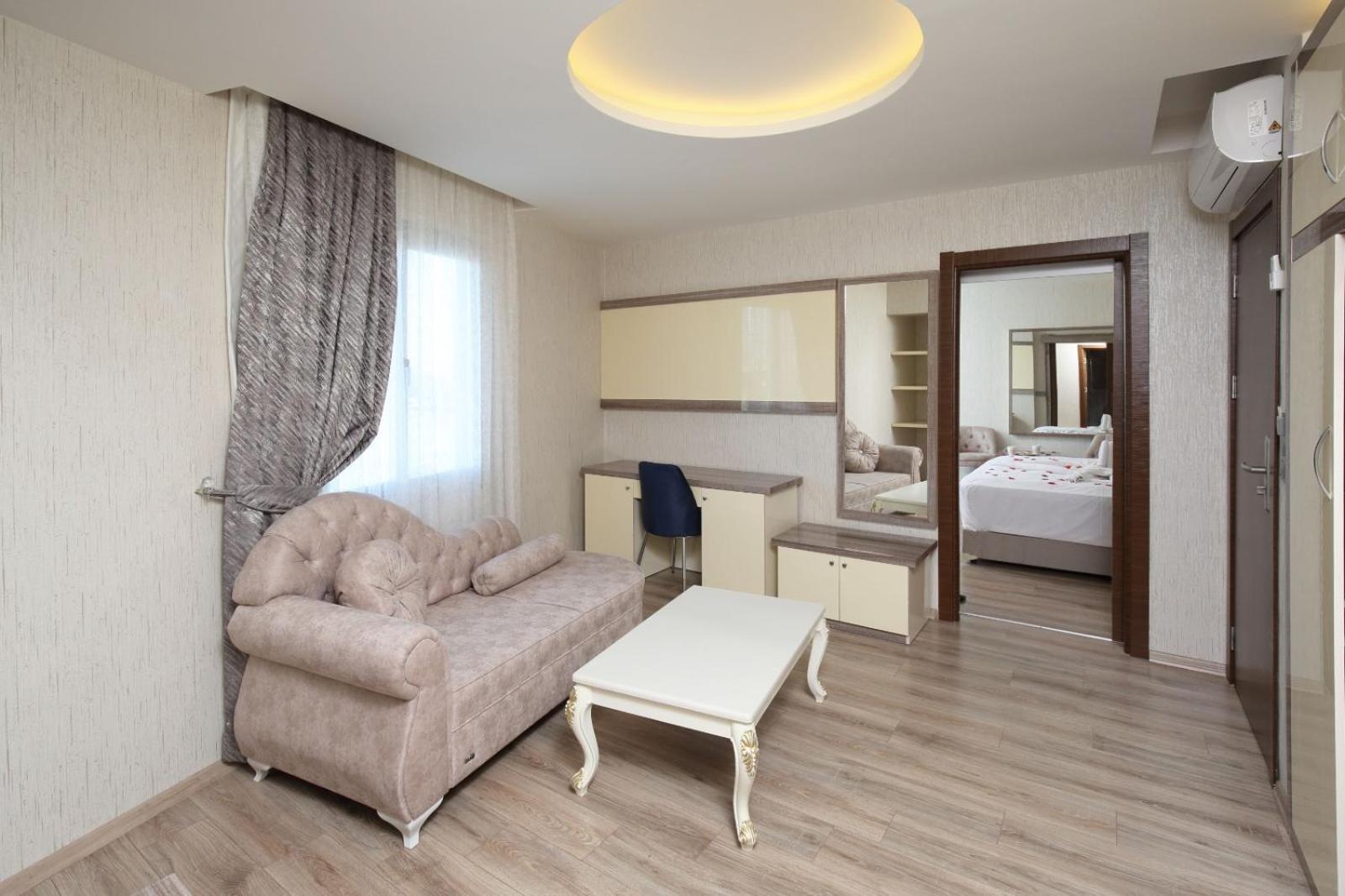 Adana Taskoeprue Hotel Exterior photo